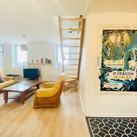Appartement Renove Et Lumineux. Calais Esterno foto