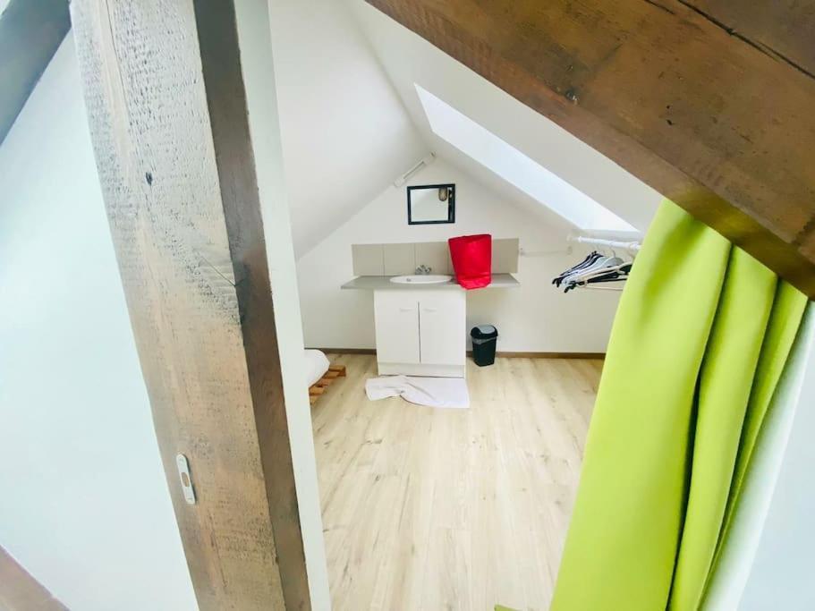 Appartement Renove Et Lumineux. Calais Esterno foto
